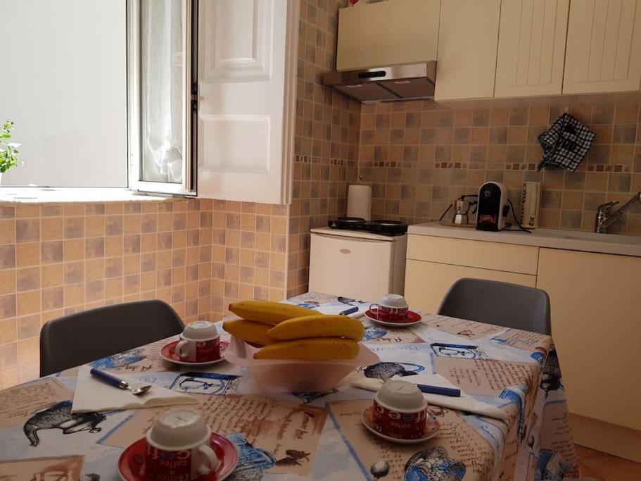 Fashion Cathedral Apartment, Centro Storico Napoli Dış mekan fotoğraf